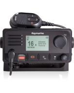 Raymarine Ray63 fastmontert VHF med DSC og kan tilkobles ekstern håndsett