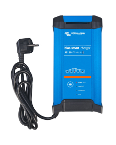 Victron Energy Blue Smart IP22 30A batterilader med 3 kanaler