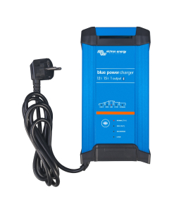 Victron Energy Blue Smart IP22 12V 15A batterilader med 3 kanaler